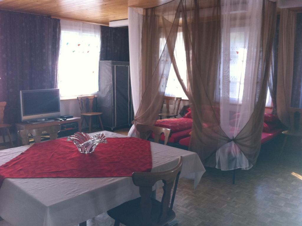 Bed and Breakfast Gasthof Am Bach Boltigen Номер фото